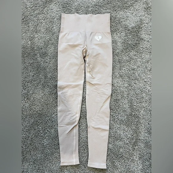 Women’s Best Light Pink Leggings - Picture 1 of 2